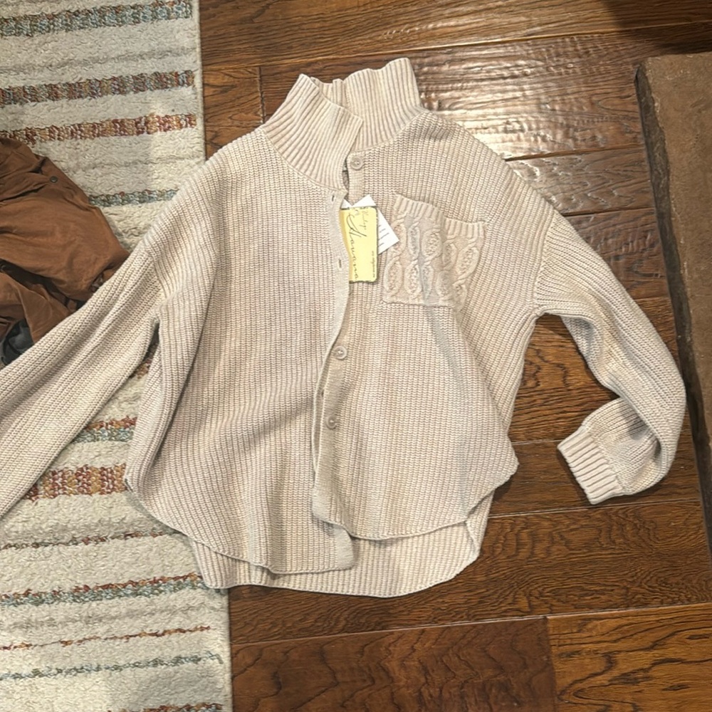 Vintage Havana Sweater NWT MEDIUM